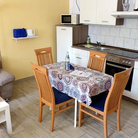 아파트 Sylvias Nr6 Souterrain 괴를리츠